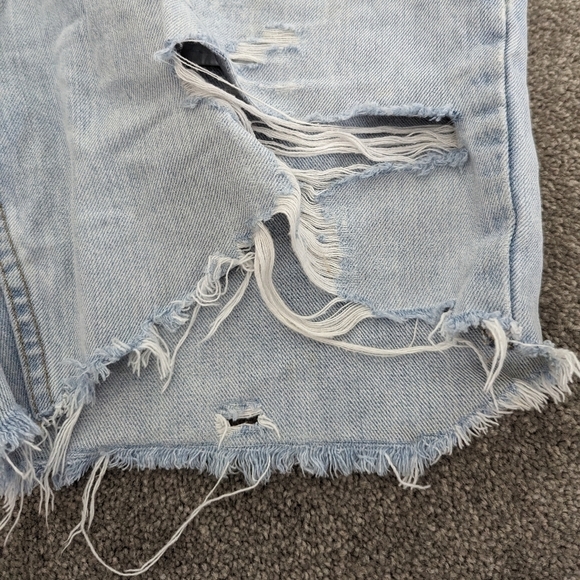 Tommy Hilfiger vintage distressed jean denim shorts for men 34 x 30 - Picture 3 of 11